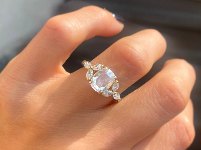 Exploring Non-Diamond Engagement Rings: A Unique Alternative